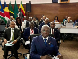 Ministro T&eacute;te Ant&oacute;nio na reuni&atilde;o da SADC, em Pret&oacute;ria, &Aacute;frica do Sul  - DR