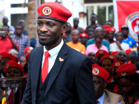 L&iacute;der da oposi&ccedil;&atilde;o ugandesa foge ap&oacute;s vota&ccedil;&atilde;o contestada - DR