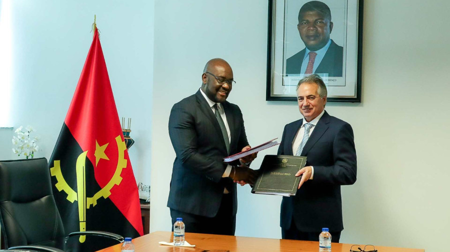 Assinatura de acordo