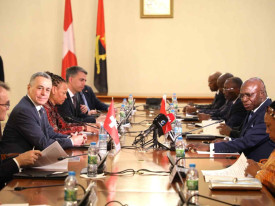 Encontro entre delega&ccedil;&otilde;es de Angola e da Su&iacute;&ccedil;a - MIREX