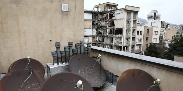 Atacadas duas infra-estruturas de energia do Ir&atilde;o