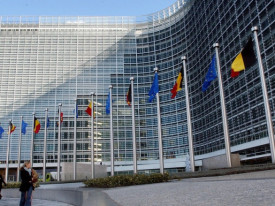 Comiss&atilde;o Europeia vai mobilizar 115 milh&otilde;es para apoiar 'start-ups' de Defesa - DR