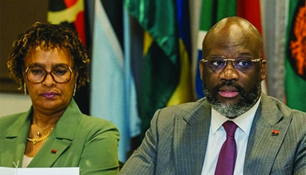 Embaixador Ant&oacute;nio Luvualu de Carvalho