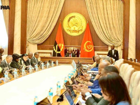 Presidente Jo&atilde;o Louren&ccedil;o orienta reuni&atilde;o do Conselho de Ministros - CIPRA