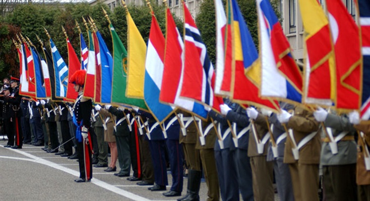 Pa&iacute;ses da NATO atingiram todos meta de 2% do PIB em Defesa em 2025