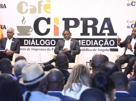 Ministros dos Transportes, do Turismo e das Obras P&uacute;blicas, Urbanismo e Habita&ccedil;&atilde;o em mais uma edi&ccedil;&atilde;o do Caf&eacute;CIPRA - Angop