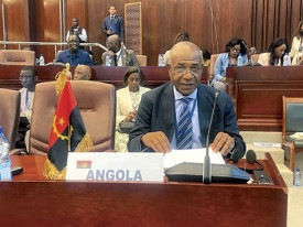 Ministro da Agricultura e Florestas, Isaac dos Anjos, participa num painel sobre Industrializa&ccedil;&atilde;o verde e valoriza&ccedil;&atilde;o dos recursos naturais, no quadro da cimeira da OEACP - DR