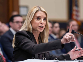 Procuradora-geral dos EUA afastado do cargo por Donald Trump - DR