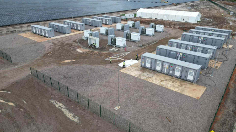 Parque solar fotovoltaico do Luau, na prov&iacute;ncia do Moxico Leste, vai beneficiar mais de 100 mil habitantes