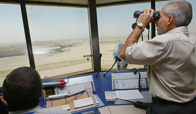 Iraque reabre espa&ccedil;o a&eacute;reo encerrado desde o in&iacute;cio da guerra