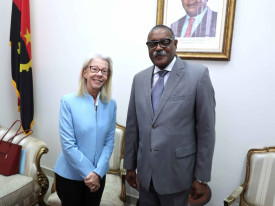 Secret&aacute;rio de Estado para a Coopera&ccedil;&atilde;o Internacional e Comunidades Angolanas, Domingos Vieira Lopes, analisa coopera&ccedil;&atilde;o com embaixadora do Brasil acreditada em Angola, Eug&ecirc;nia Barthelmess - MIREX
