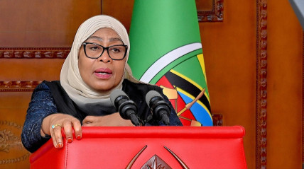 Presidente da Tanz&acirc;nia ordena viagens oficiais em autocarros