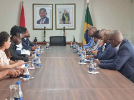 Delega&ccedil;&otilde;es de Angola e do Brasil reuniram-se para abordar o Festival da Cultura Africana e Afro-Brasileira - Cedida