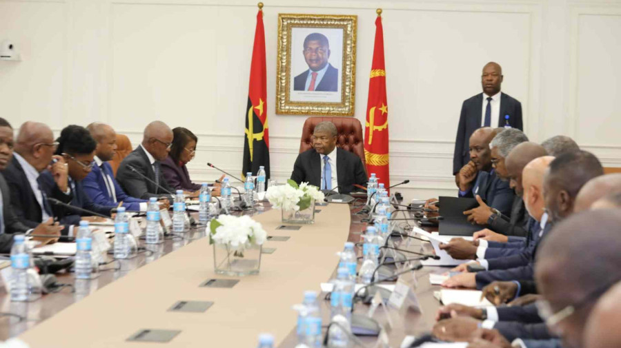 Reuni&atilde;o orientada pelo Presidente da Rep&uacute;blica 