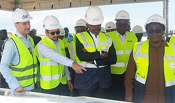 Ministro dos Transportes visita obras do Aeroporto Internacional de Cabinda 