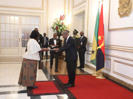 Presidente da Rep&uacute;blica, Jo&atilde;o Louren&ccedil;o, recebeu as Cartas Credenciais de seis novos embaixadores - Edi&ccedil;&otilde;es Novembro