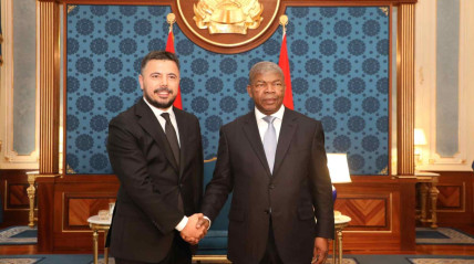 Presidente da Rep&uacute;blica, Jo&atilde;o Louren&ccedil;o, recebeu o presidente do Instituto do F&oacute;rum Mundial do Turismo