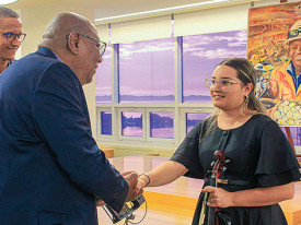 Ministro da Cultura visita exposi&ccedil;&atilde;o - DR