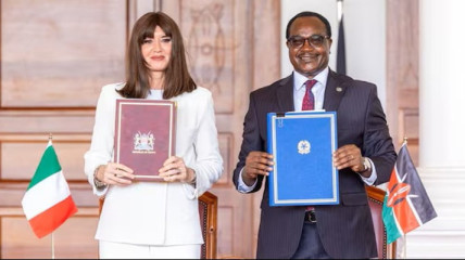 It&aacute;lia e Qu&eacute;nia fortalecem la&ccedil;os durante f&oacute;rum em Roma