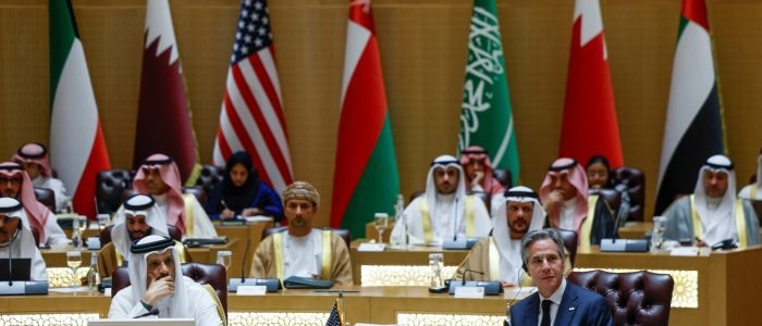 Liga &Aacute;rabe quer que Ir&atilde;o pague repara&ccedil;&atilde;o de danos