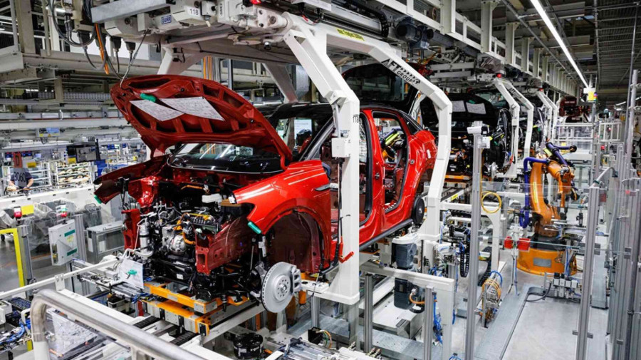 R&uacute;ssia e China lan&ccedil;am produ&ccedil;&atilde;o conjunta de autom&oacute;veis