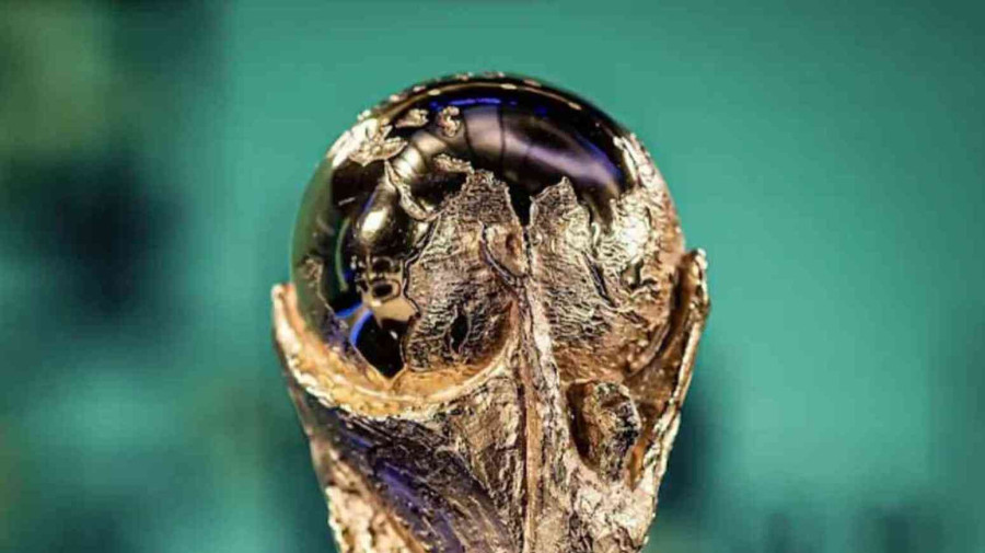 Trofeu da Copa do Mundo de Futebol, organiza&ccedil;&atilde;o da FIFA