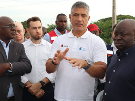 Ministro da Energia e &Aacute;guas avalia obras pelo pa&iacute;s - DR