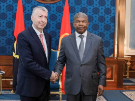Chefe de Estado angolano, Jo&atilde;o Louren&ccedil;o, recebeu cumprimentos de despedida do embaixador da Turquia em Angola, Mahammet Mustafa &Ccedil;elik - Edi&ccedil;&otilde;es Novembro