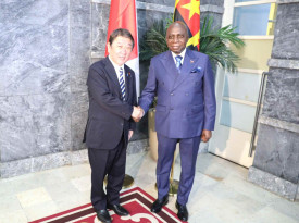 Ministros das Rela&ccedil;&otilde;es Exteriores de Angola, T&eacute;te Ant&oacute;nio, e dos Neg&oacute;cios Estrangeiros do Jap&atilde;o, Motegi Toshimitsu - MIREX