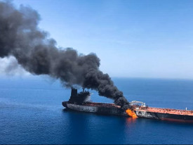 Explos&atilde;o causa inc&ecirc;ndio em navio sul-coreano no estreito de Ormuz - DR