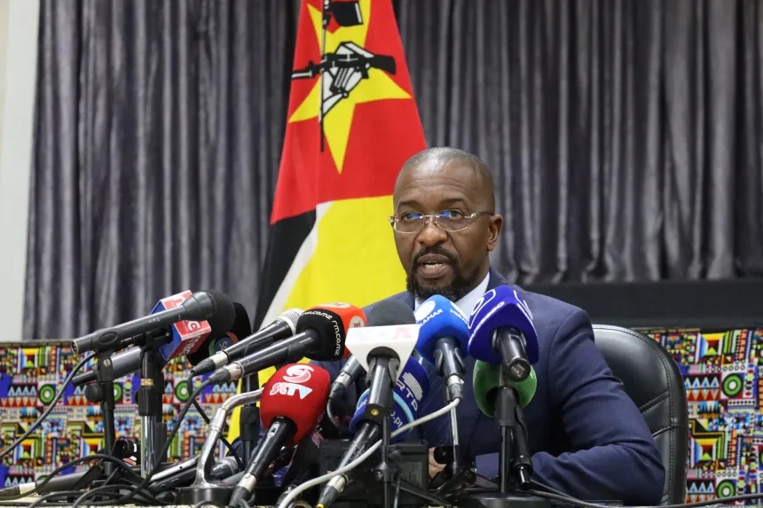 Ministro da Defesa admite desafios para travar terrorismo em Cabo Delgado