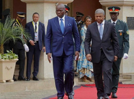Presidente do Gab&atilde;o, Brice Clotaire Oligui Nguema, despede-se do seu hom&oacute;logo angolano, Jo&atilde;o Louren&ccedil;o, ao fim de uma visita de Estado - CIPRA