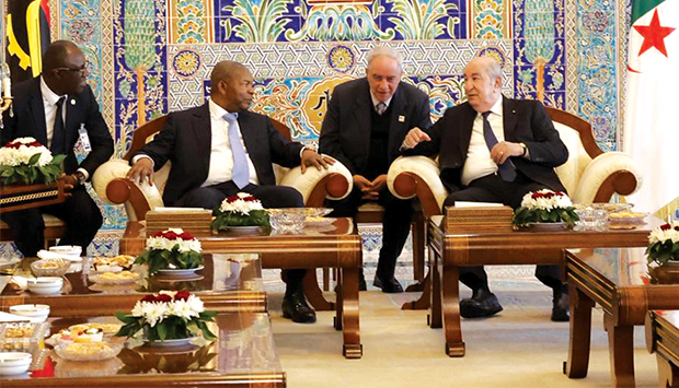 Presidente da Rep&uacute;blica, Jo&atilde;o Louren&ccedil;o, e o seu hom&oacute;logo da Arg&eacute;lia, Abdelmadjid Tebboune