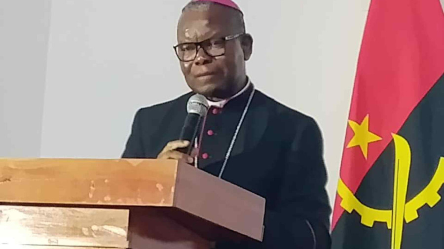 Bispo aponta amor maternal e paternal como bases das fam&iacute;lias