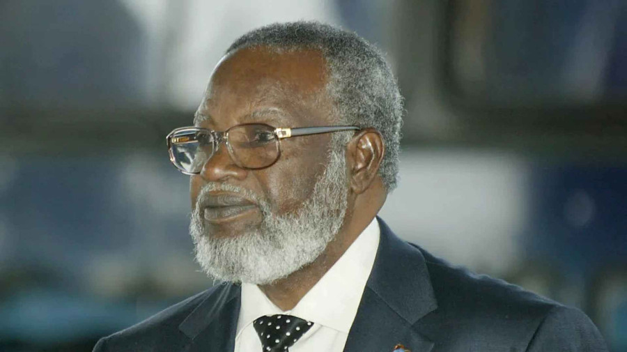 Sam Nujoma 