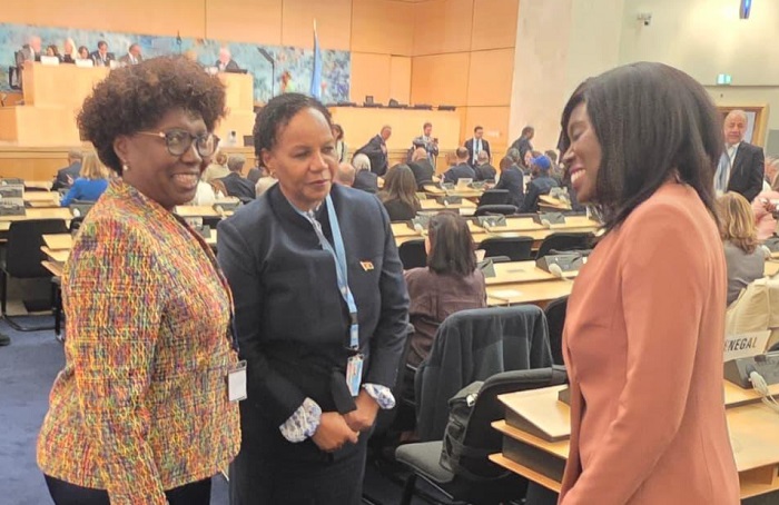 Ministra da Sa&uacute;de, S&iacute;lvia Lutucuta, em Genebra, para participar na Assembleia Mundial da Sa&uacute;de