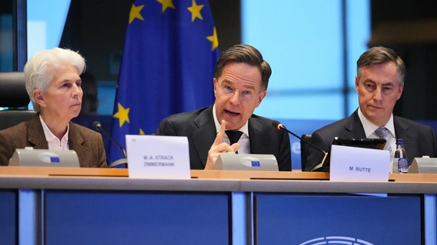 Redu&ccedil;&atilde;o de efectivo militar dos EUA na Europa gera medo de rutura na NATO