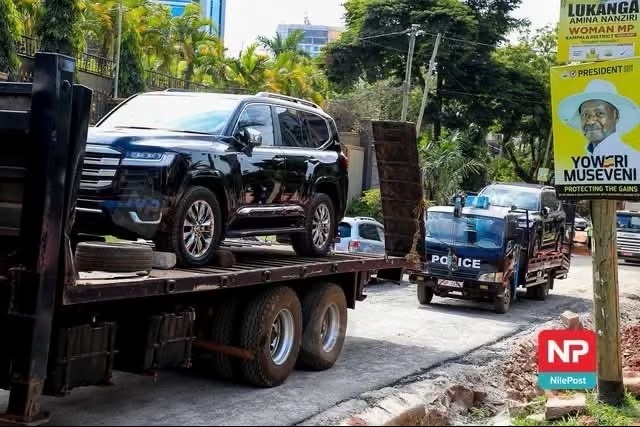Pol&iacute;cia do Uganda apreende viaturas da presidente do Parlamento