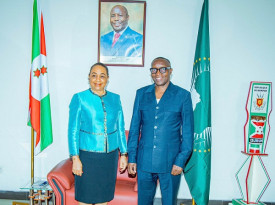 Ministro dos Neg&oacute;cios Estrangeiros, Integra&ccedil;&atilde;o Regional e Coopera&ccedil;&atilde;o do Burundi, &Eacute;douard Bizimana, e secret&aacute;ria de Estado para as Rela&ccedil;&otilde;es Exteriores de Angola, Esmeralda Mendon&ccedil;a, reuniram-se em Bujumbura - MIREX