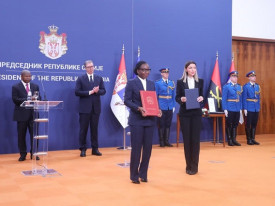 Angola e S&eacute;rvia assinam dez instrumentos jur&iacute;dicos de coopera&ccedil;&atilde;o, em Belgrado - DR
