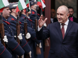 Novo Governo da Bulg&aacute;ria vai suspender ajuda militar &agrave; Ucr&acirc;nia - DR