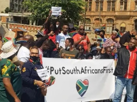 Sul-africanos protestam por empregos contra trabalhadores estrangeiros - DR