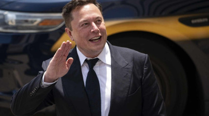 Elon Musk se torna no primeiro trilion&aacute;rio do mundo