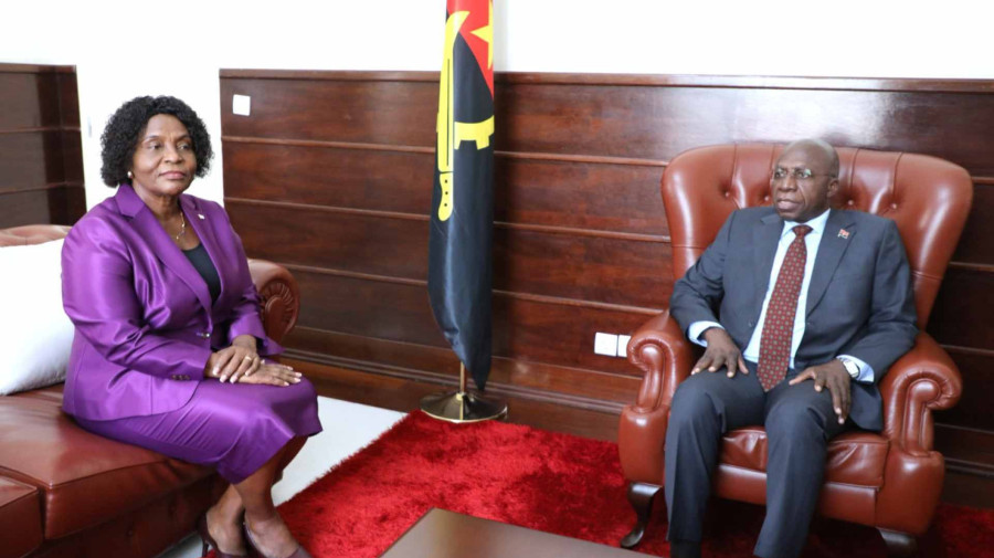 Ministro T&eacute;te Ant&oacute;nio recebeu embaixadora de S&atilde;o Tom&eacute; e Pr&iacute;ncipe