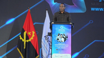 Ministro de Estado para a Coordena&ccedil;&atilde;o Econ&oacute;mica, Jos&eacute; de Lima Massano, discursa no encerramento da sexta edi&ccedil;&atilde;o do ANGOTIC 2026