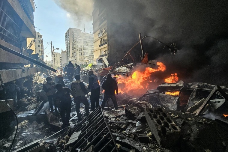 Ex&eacute;rcito israelita ataca Beirute e amea&ccedil;a acordo de paz