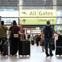 UE chega a acordo sobre novos direitos para passageiros a&eacute;reos ap&oacute;s 12 anos