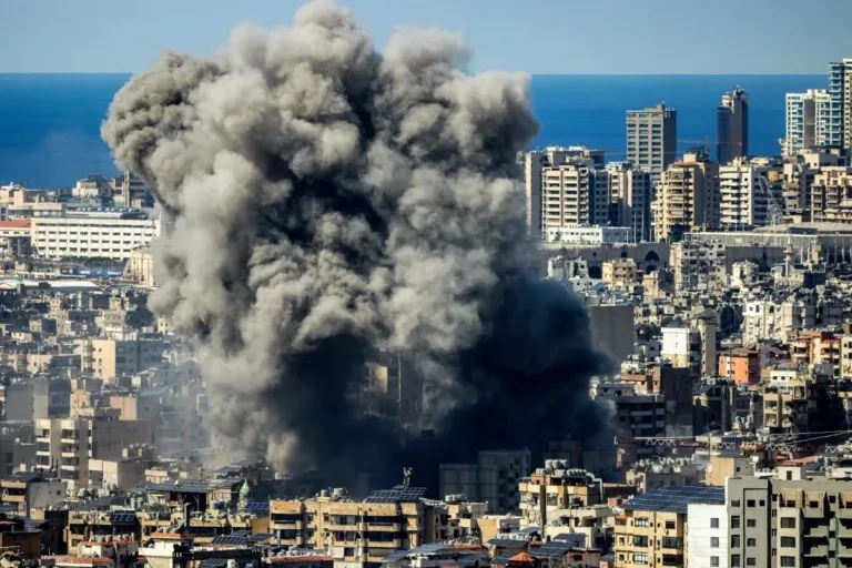 Israel lan&ccedil;a mais de 130 proj&eacute;teis contra o L&iacute;bano ap&oacute;s acordo entre EUA e Ir&atilde;o