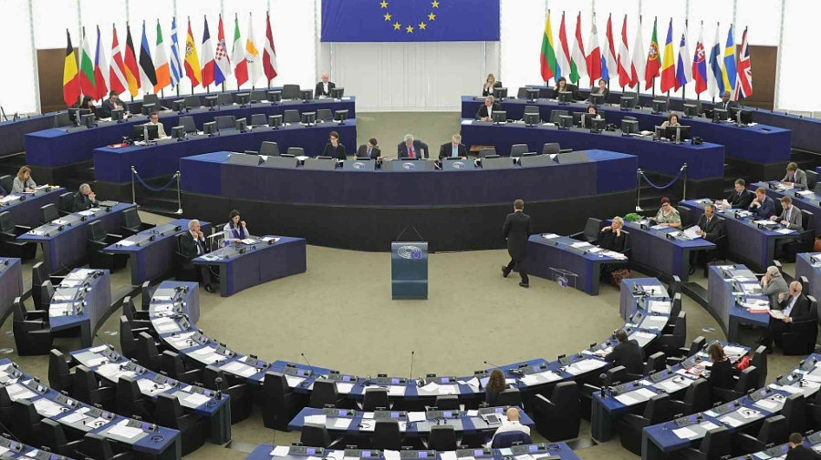 Eurodeputados votam hoje reforma sobre migrantes irregulares da Uni&atilde;o Europeia
