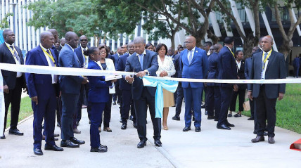 Presidente da Rep&uacute;blica inaugura Parque de Ci&ecirc;ncia e Tecnologia de Luanda